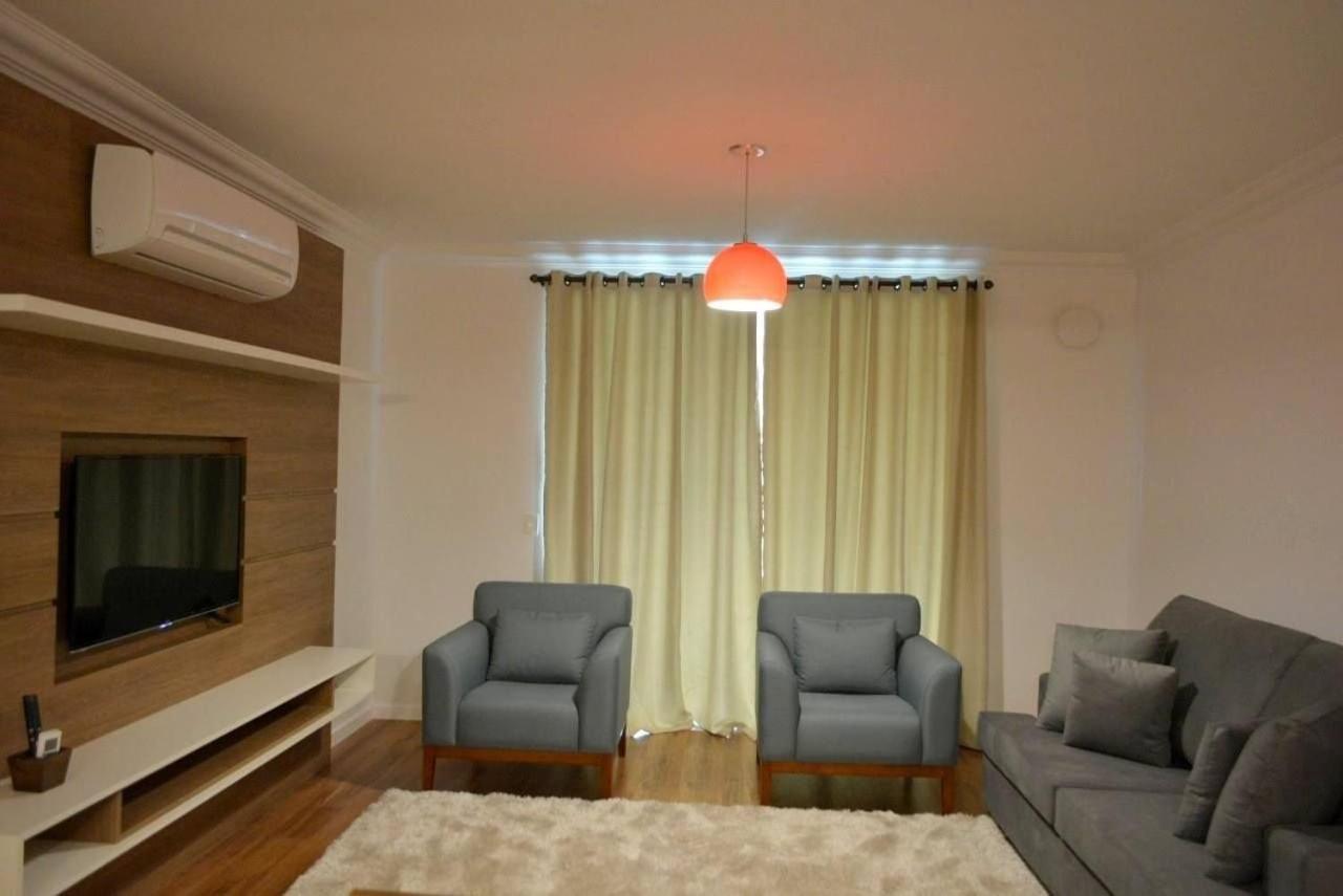 Apartamento LOCAR-IN GRAMADO Residencial Garibaldi Centro Exterior foto