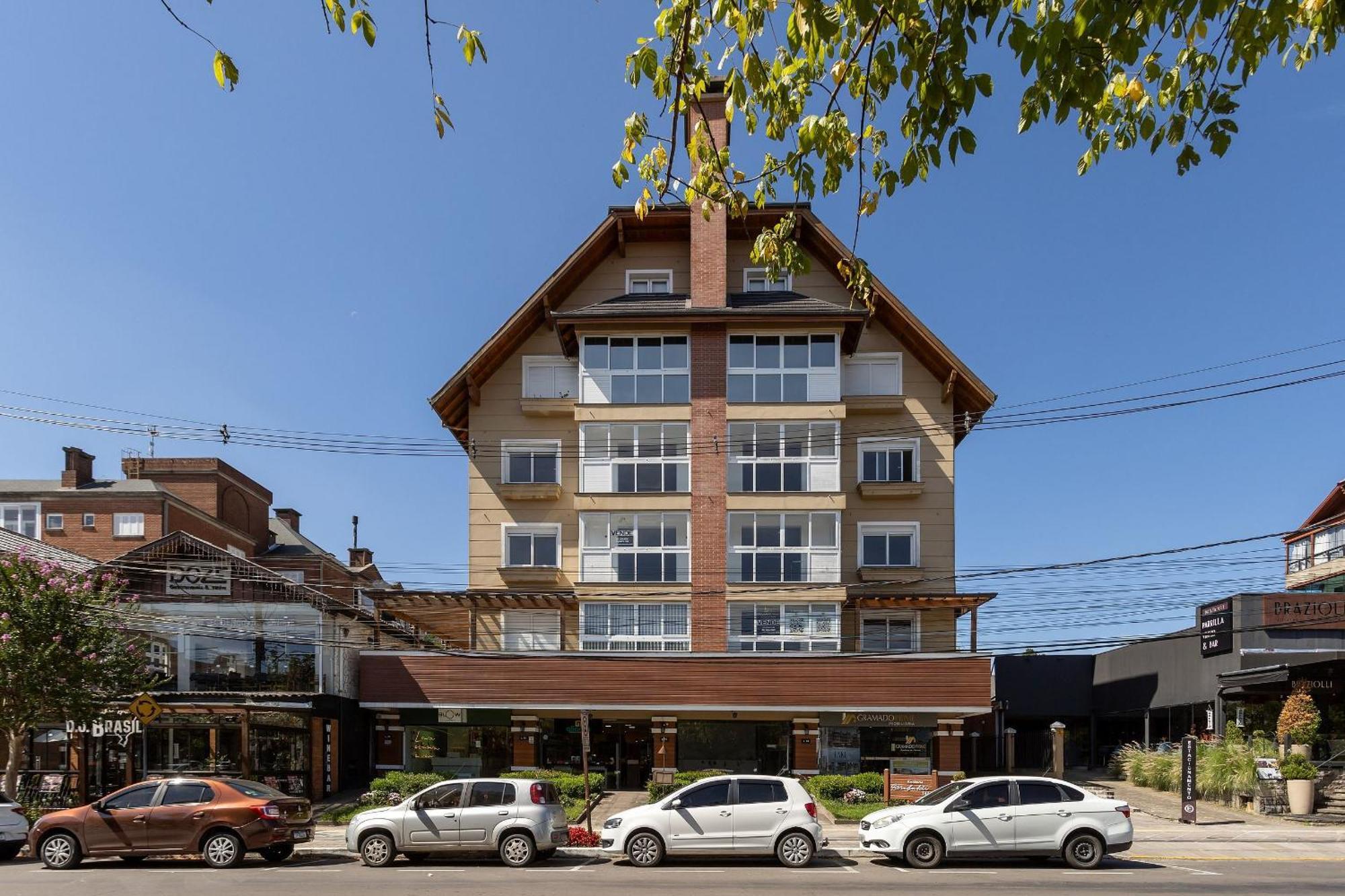 Apartamento LOCAR-IN GRAMADO Residencial Garibaldi Centro Exterior foto